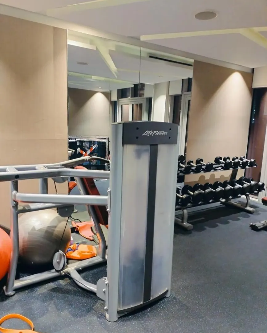 דובאי Madinat Jumeirah Hostels And Rooms